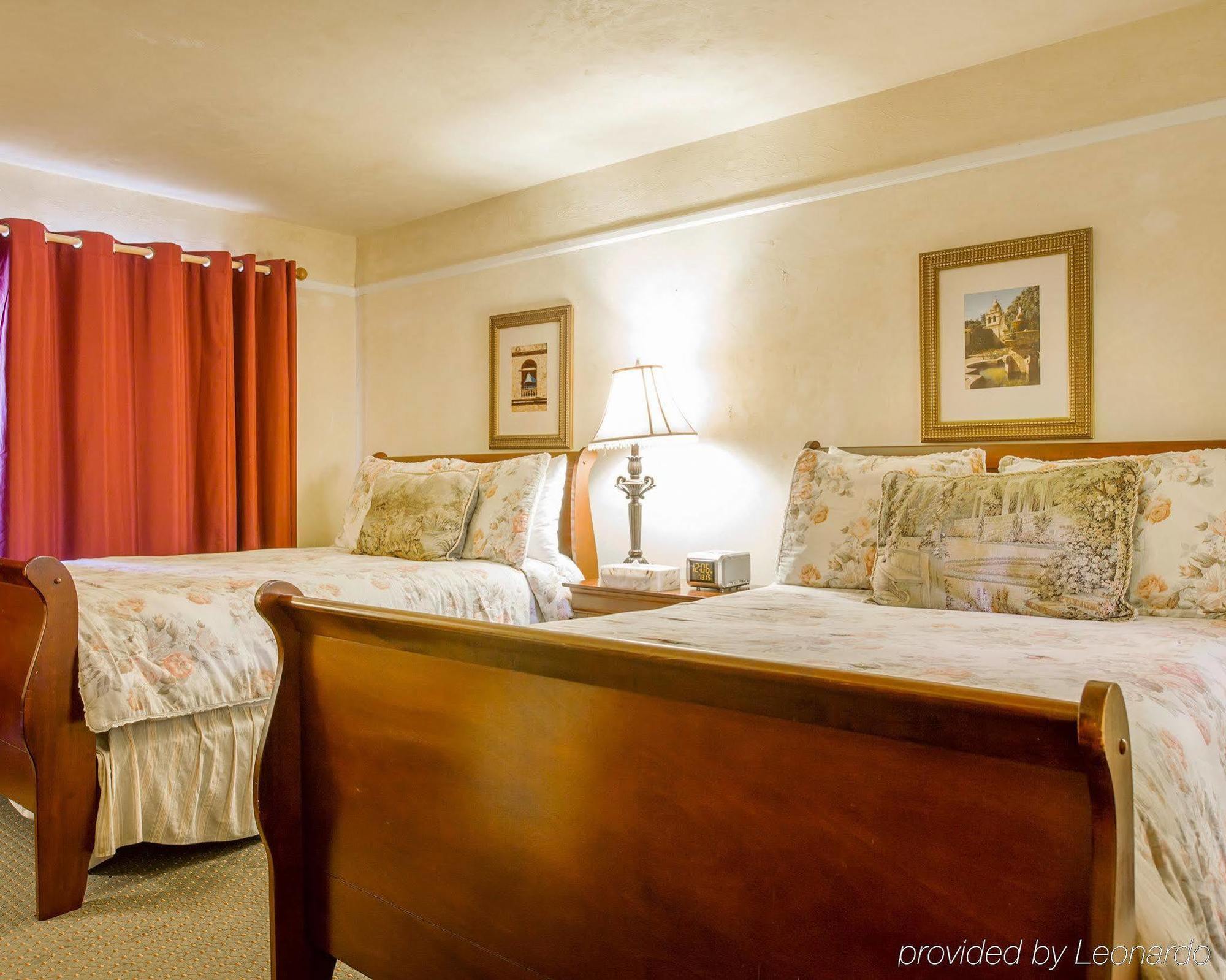Clarion Collection Carmel Oaks Inn Carmel-by-the-Sea Exterior foto